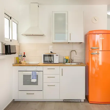 Holiday home Orange Volcano - Pool, Gym And Activities In Sport Center Fariones Included Puerto del Carmen (Lanzarote)