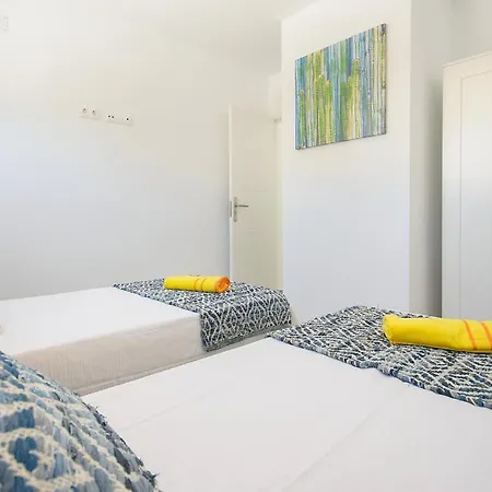 Vakantiehuis Orange Volcano - Pool, Gym And Activities In Sport Center Fariones Included Puerto del Carmen (Lanzarote)